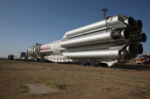 SES-3 Integrated Launch Vehicle on its way to the pad