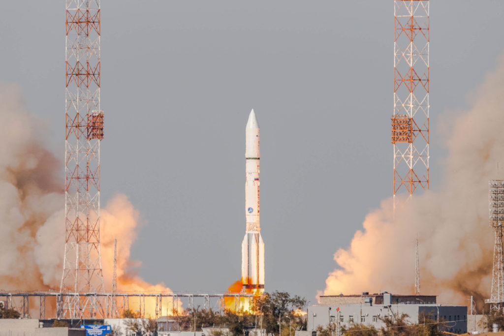 Proton with EUTELSAT 5 West B / MEV-1